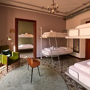 Hostal - Juvenil, Sóller